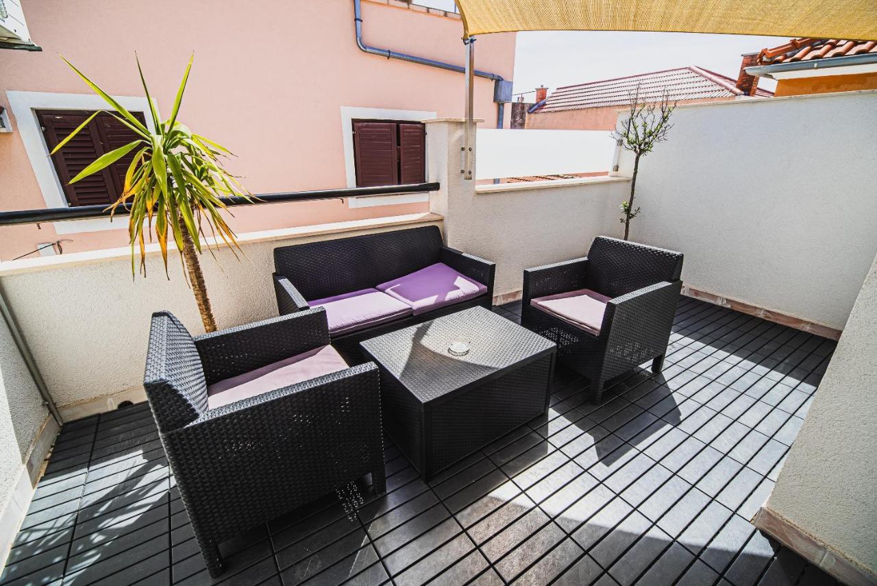 וודיצה Downtown Park Apartments With Balcony מראה חיצוני תמונה