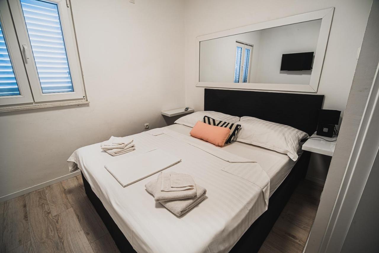 וודיצה Downtown Park Apartments With Balcony מראה חיצוני תמונה