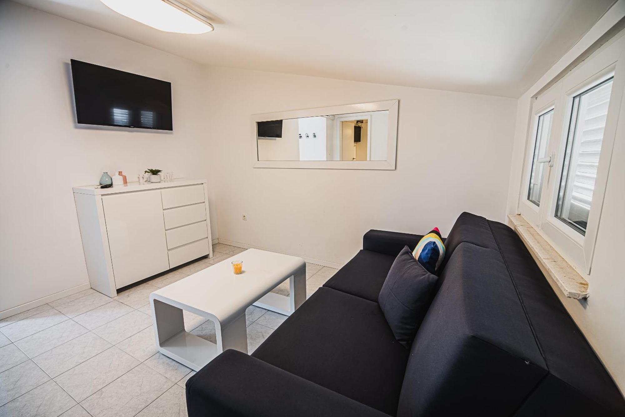 וודיצה Downtown Park Apartments With Balcony חדר תמונה