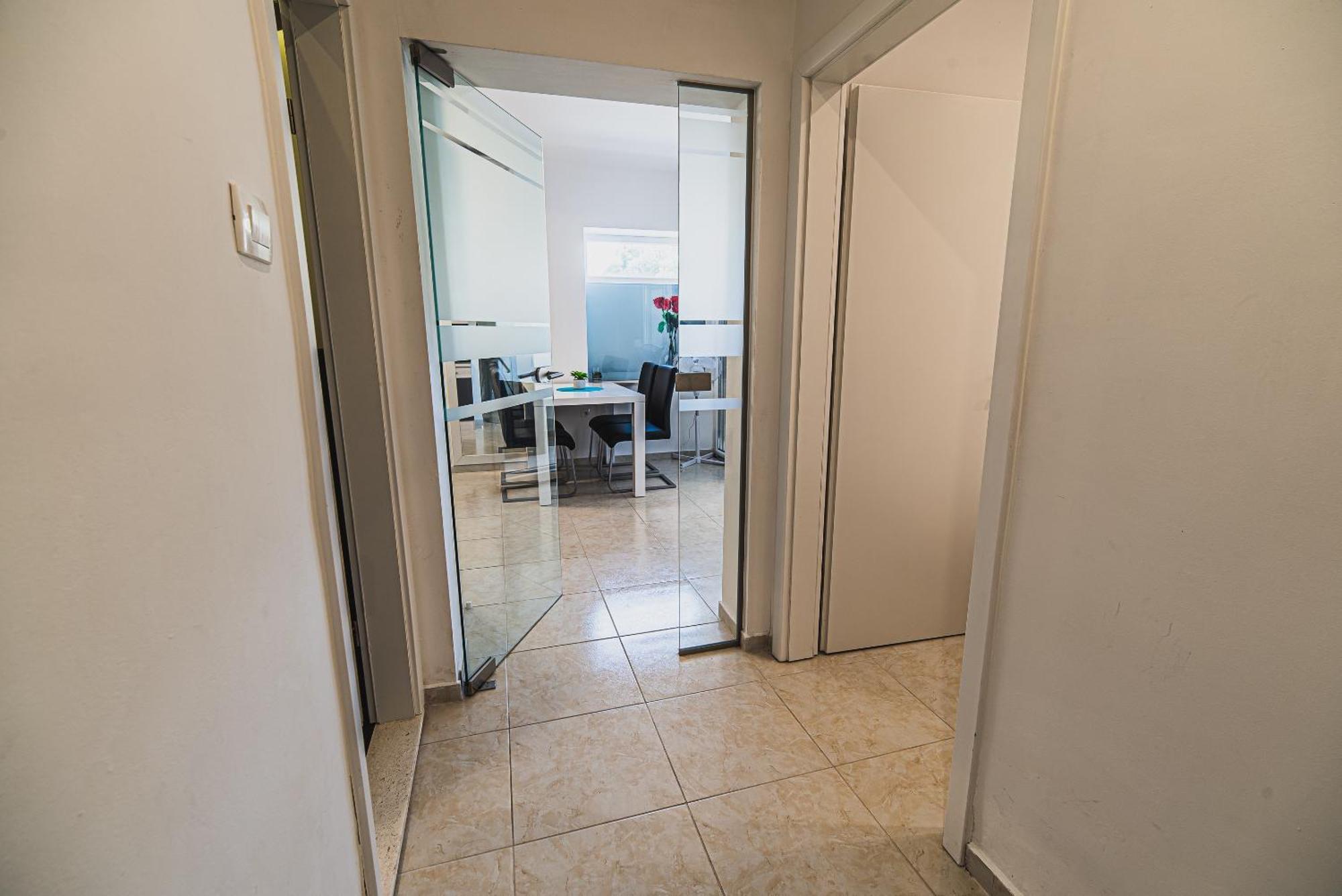 וודיצה Downtown Park Apartments With Balcony חדר תמונה