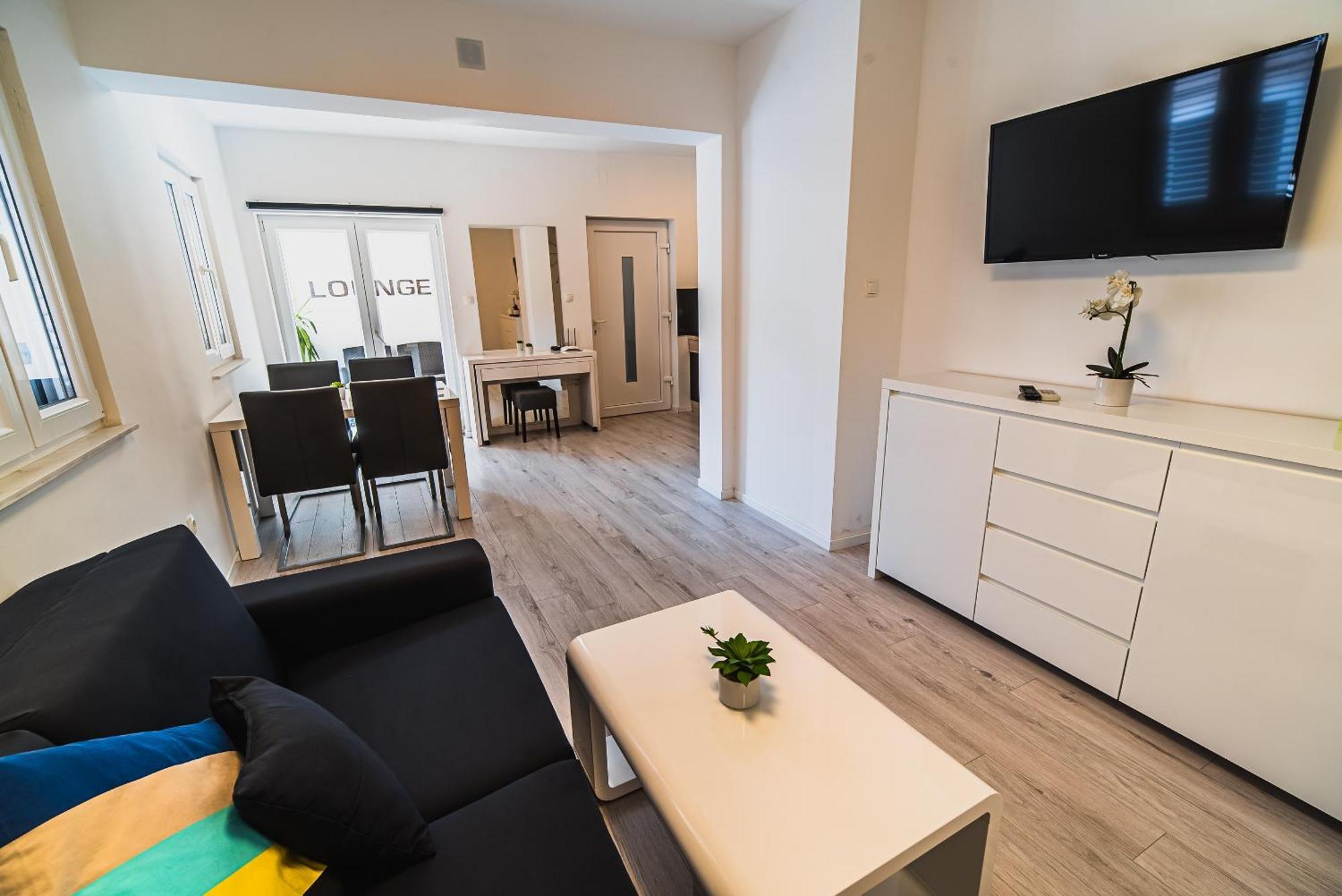 וודיצה Downtown Park Apartments With Balcony חדר תמונה