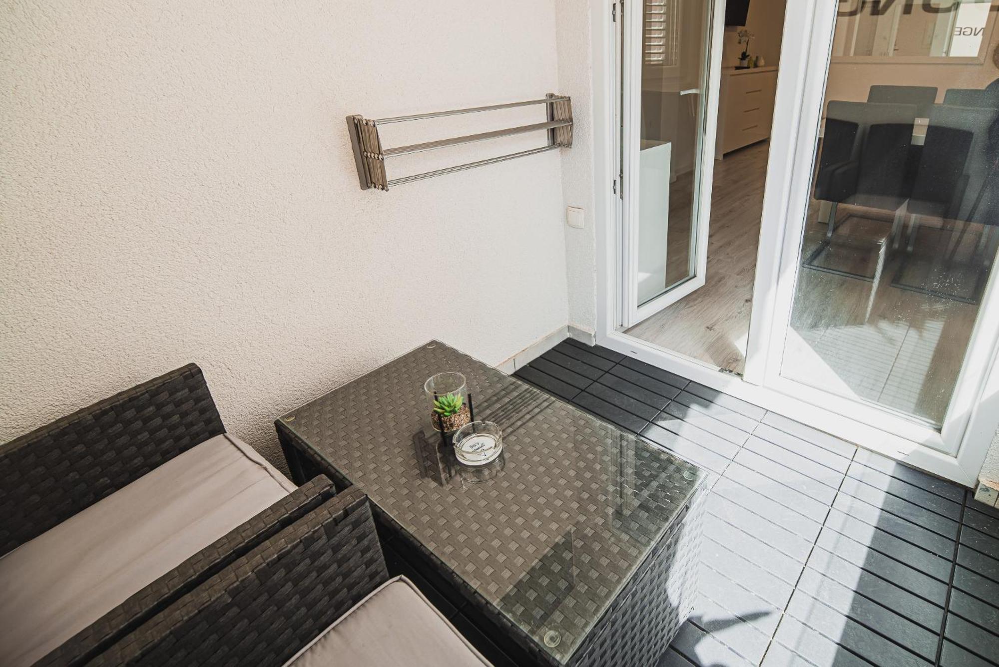וודיצה Downtown Park Apartments With Balcony חדר תמונה