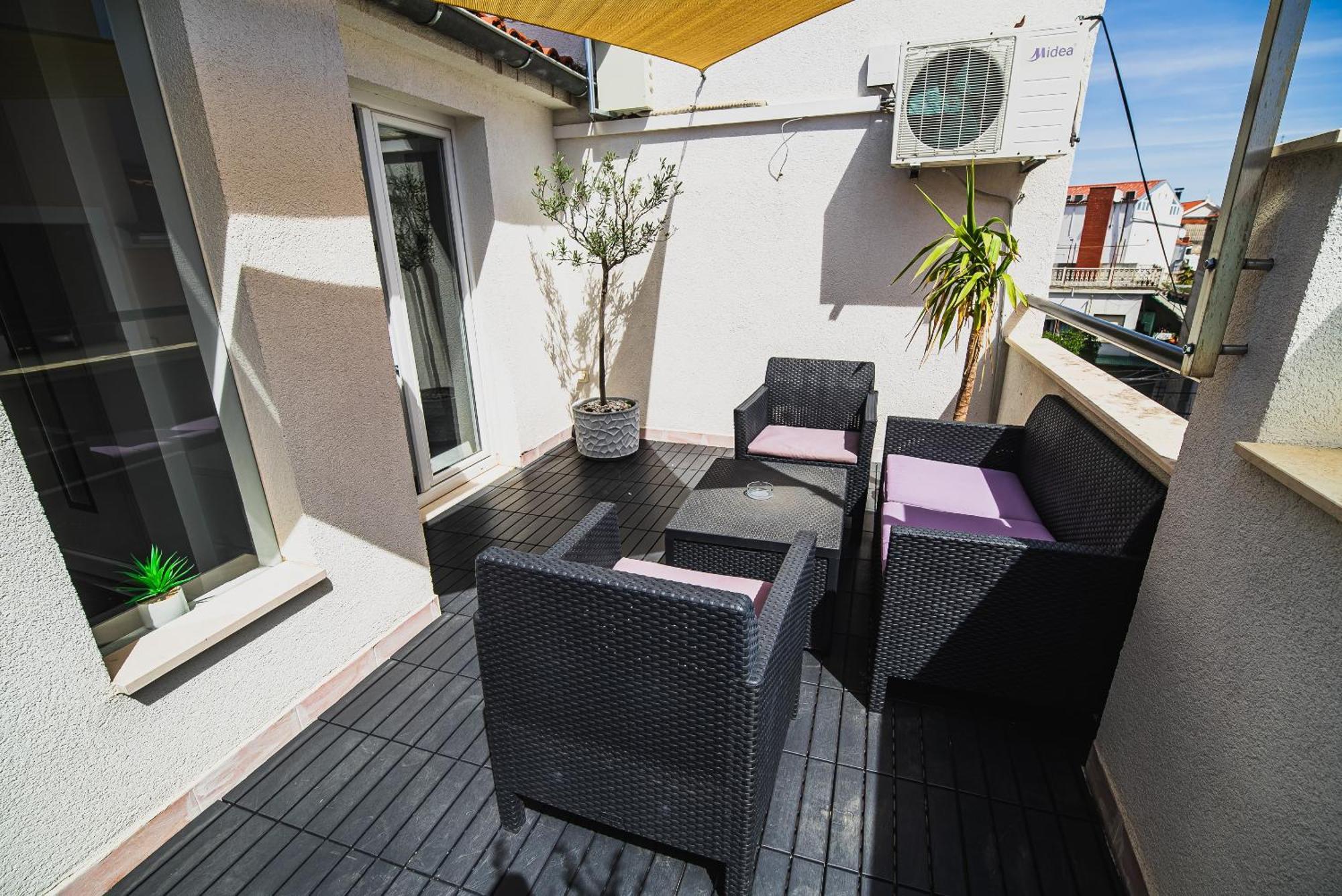 וודיצה Downtown Park Apartments With Balcony חדר תמונה