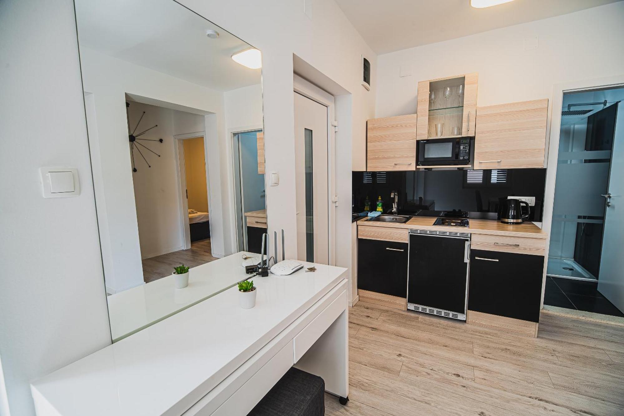 וודיצה Downtown Park Apartments With Balcony חדר תמונה